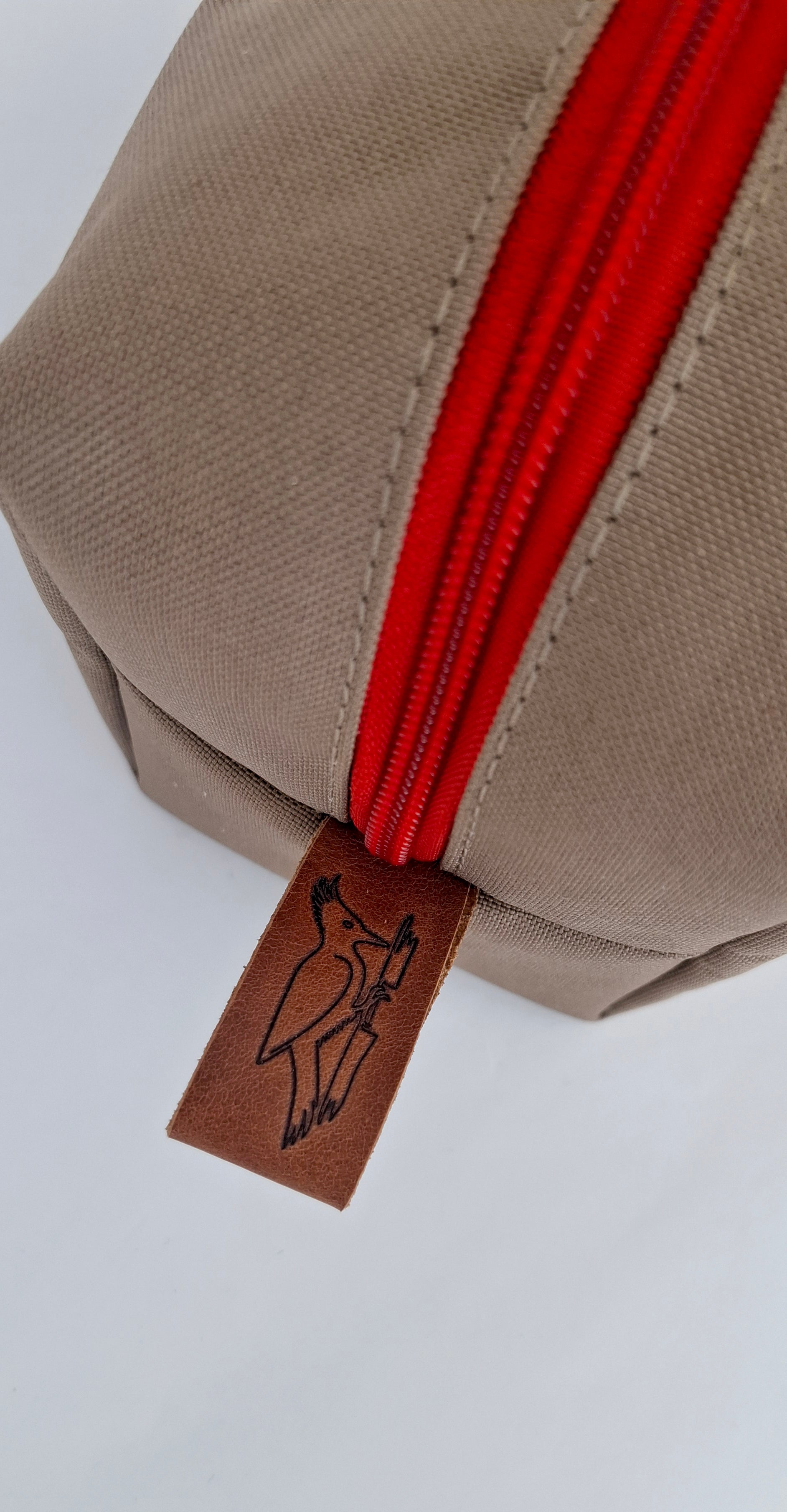 Neceser ULMMO impermeable Beige Oscuro