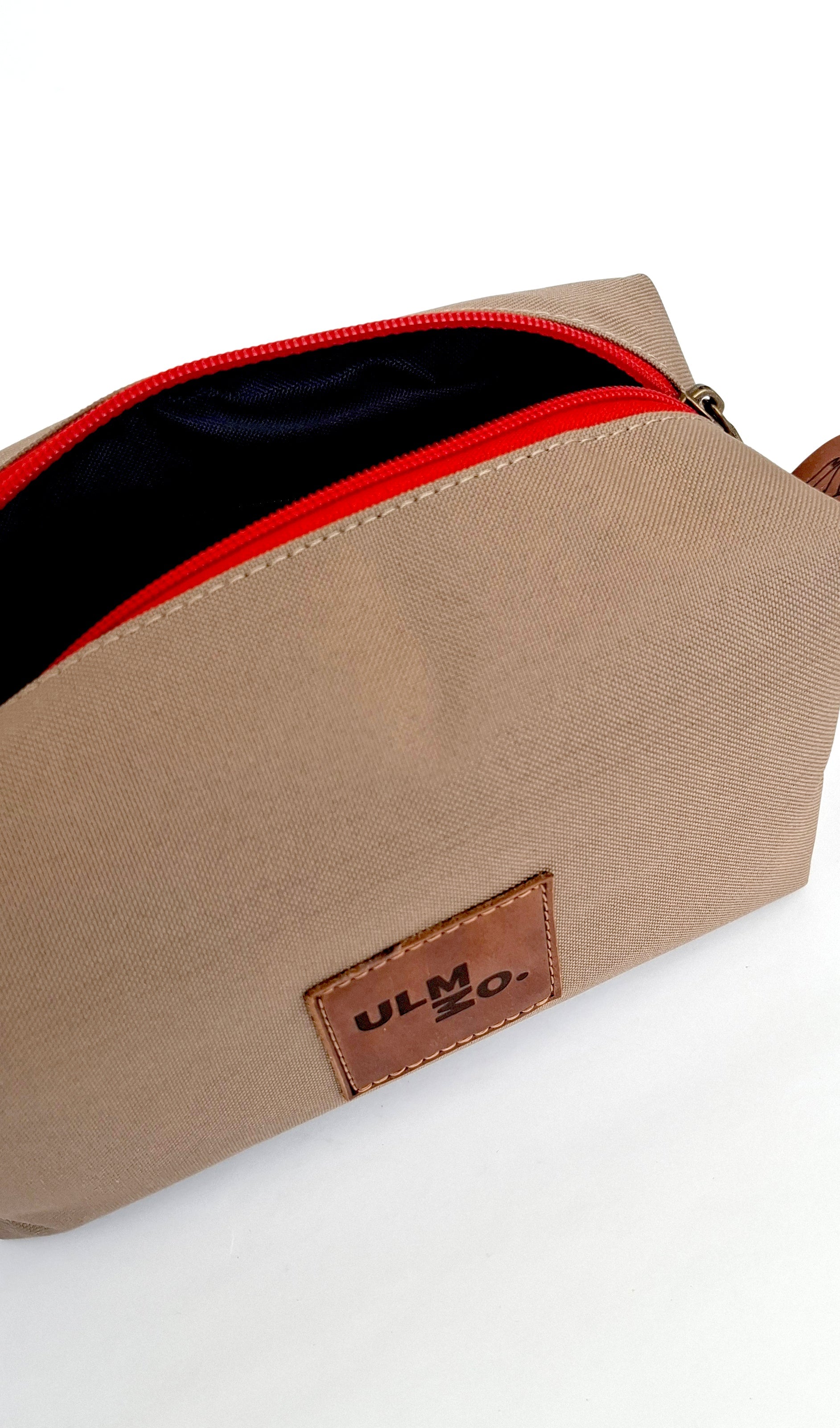 Neceser ULMMO impermeable Beige Oscuro