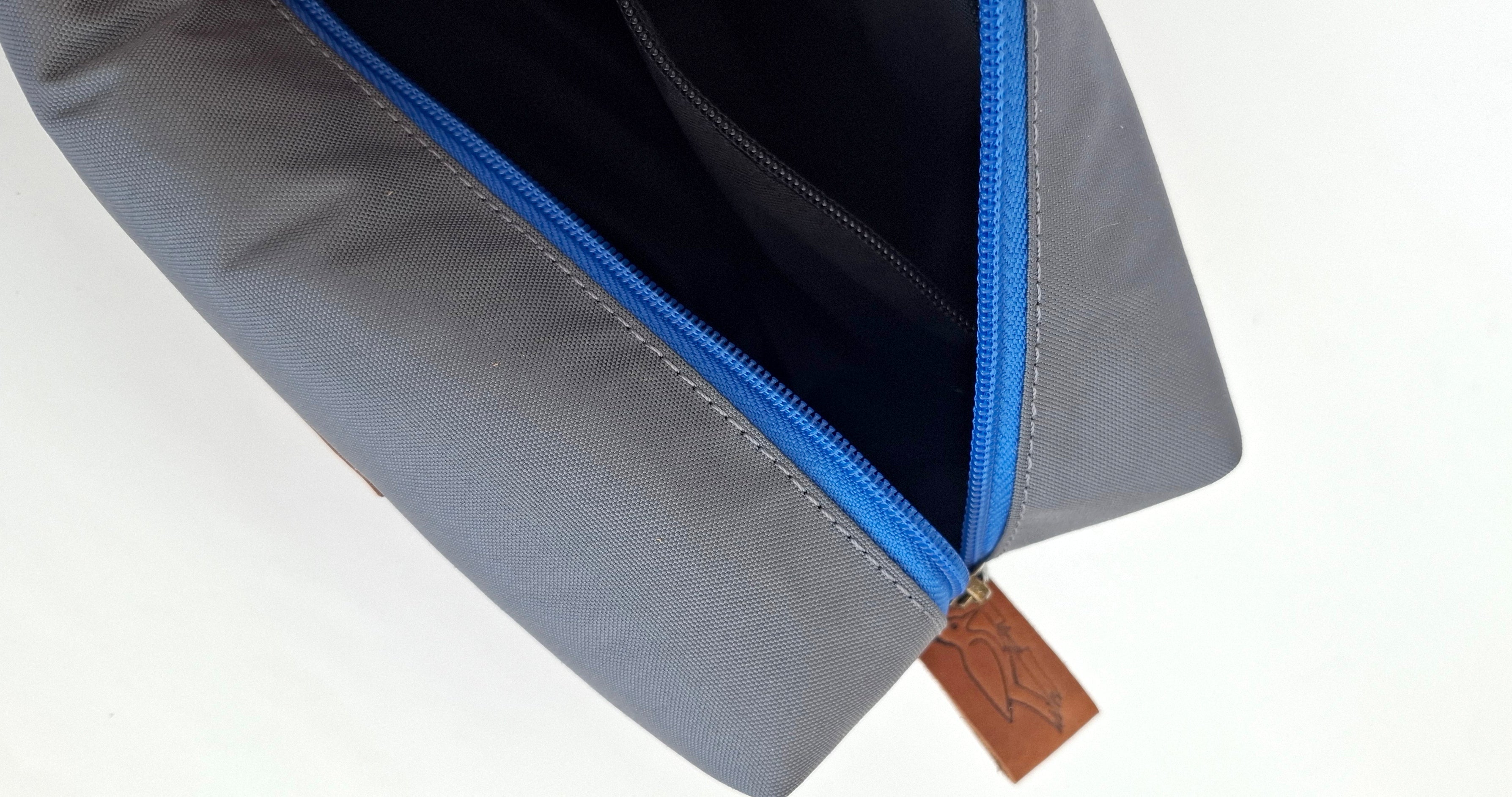 Neceser ULMMO impermeable Gris