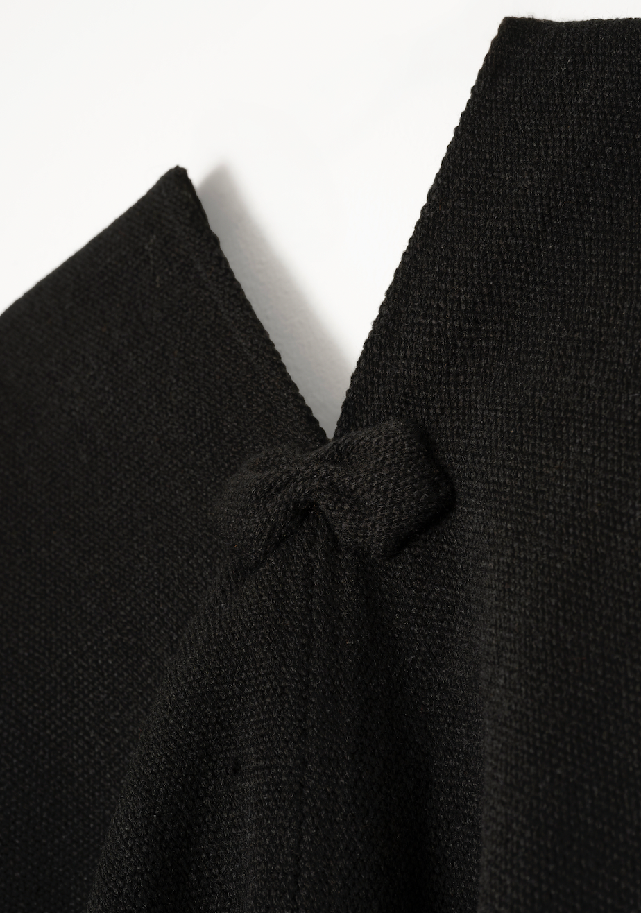 Poncho Tradicional Lana - Negro - Creado en Chile