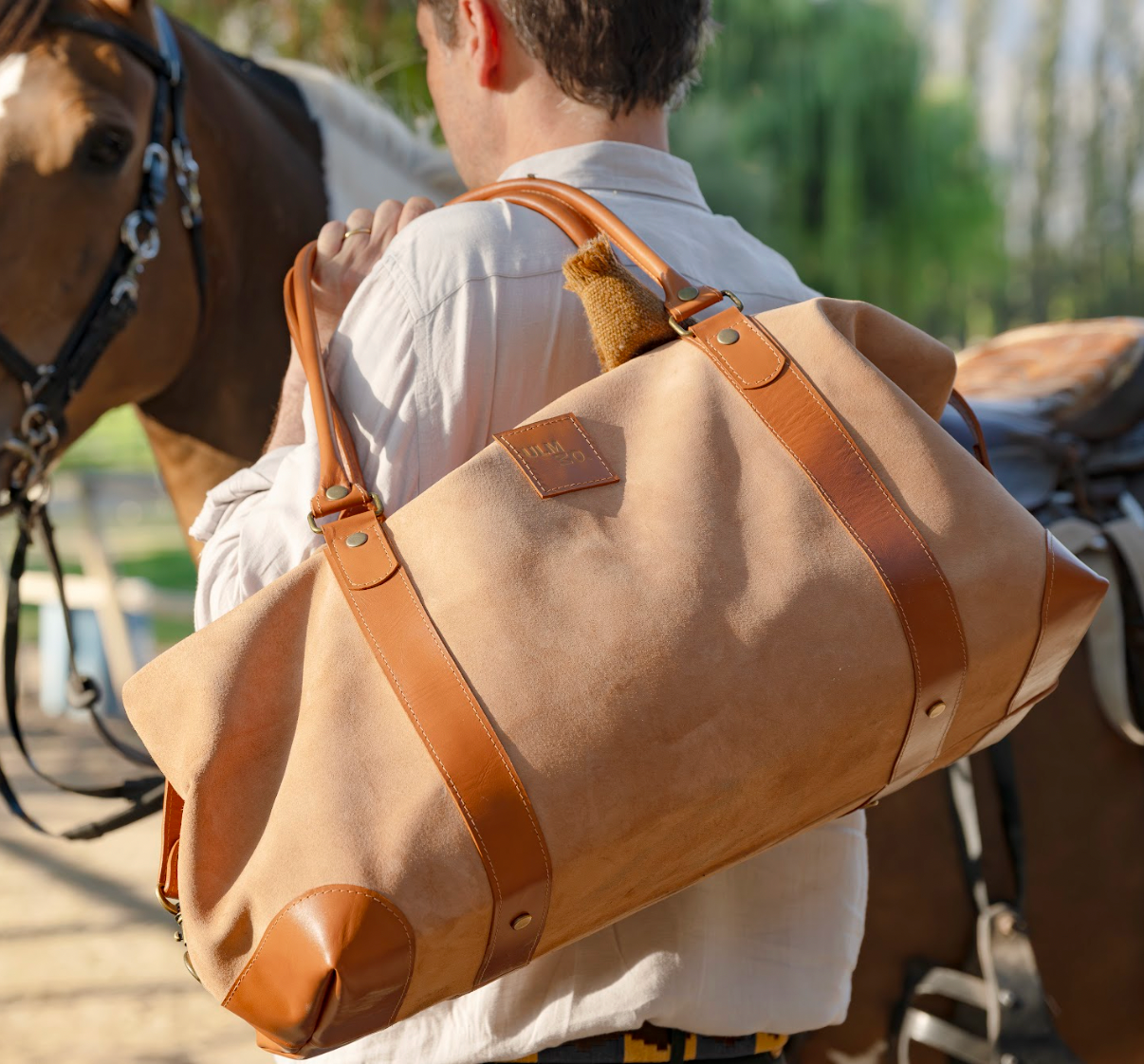 Bolso ULMMO Carpincho camel - forro cóndor Verde