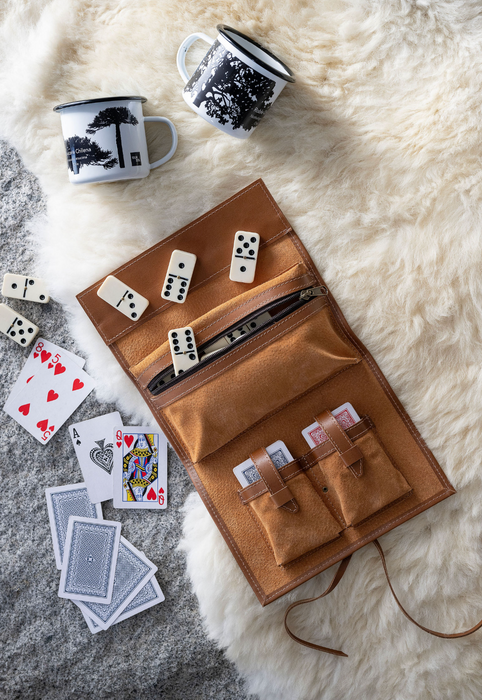 Juego de Cartas y Dominó Aysén - Cuero Carpincho Tostado