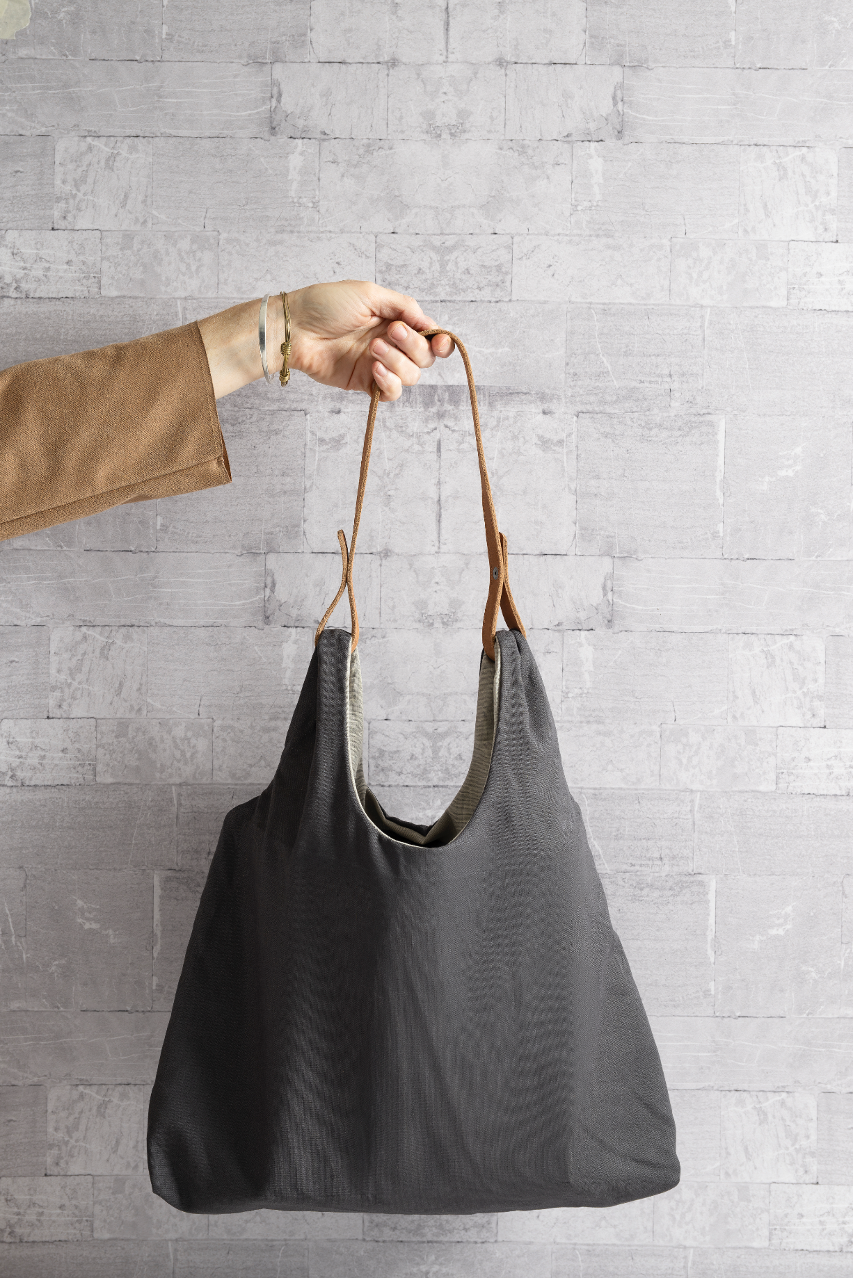 Cartera 100% lino Gris con forro Beige