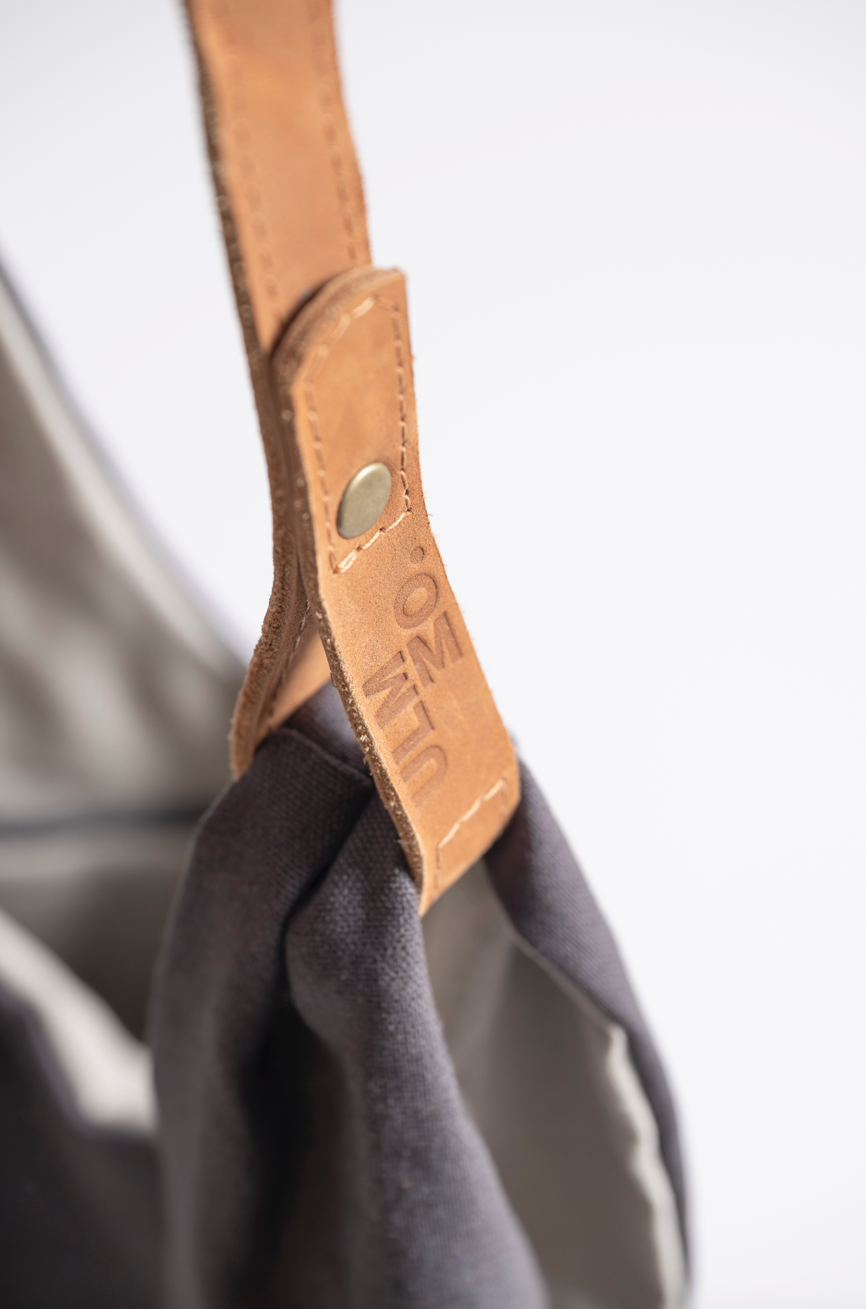 Cartera 100% lino Gris con forro Beige