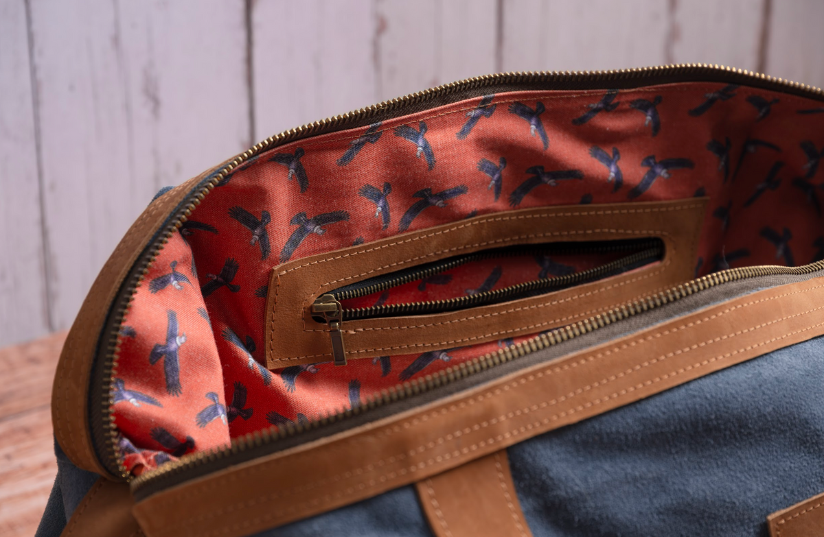 Bolso ULMMO cuero reno Azul Petróleo con mangos de cuero