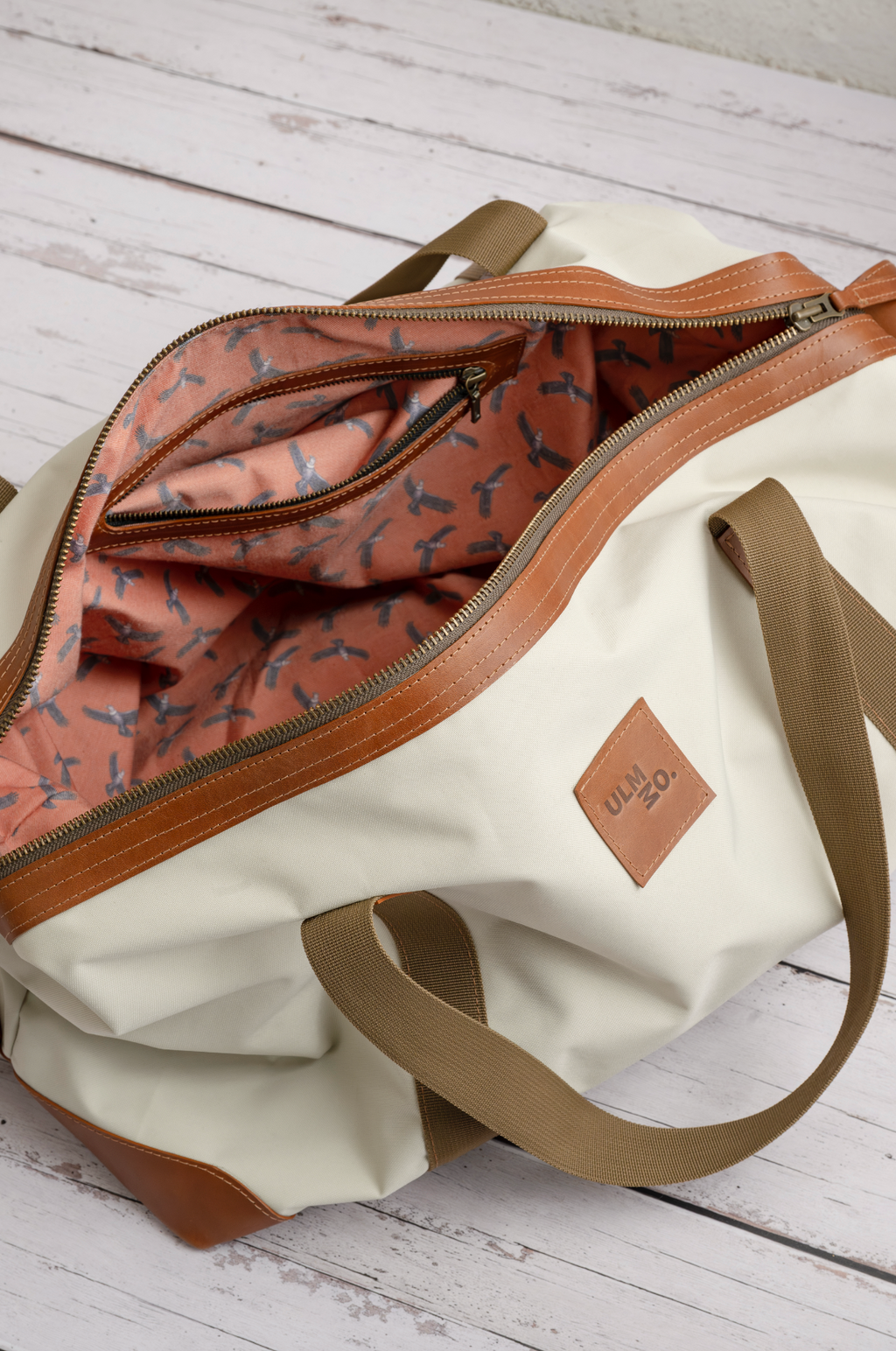 Bolso Impermeable · Crema con forro Cóndor Naranjo
