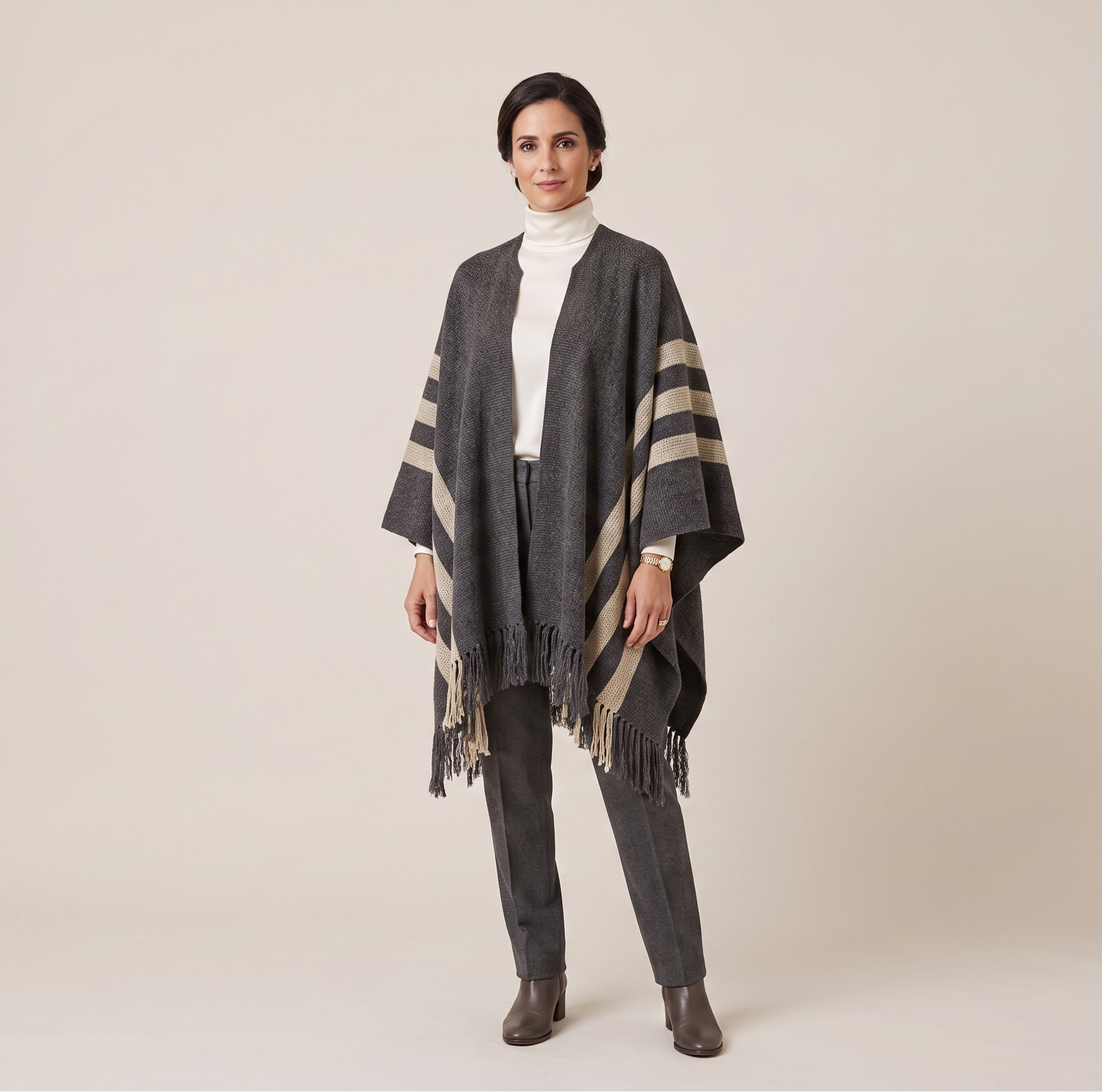 Ruana Flecos - Lana y Alpaca - Marengo-Beige