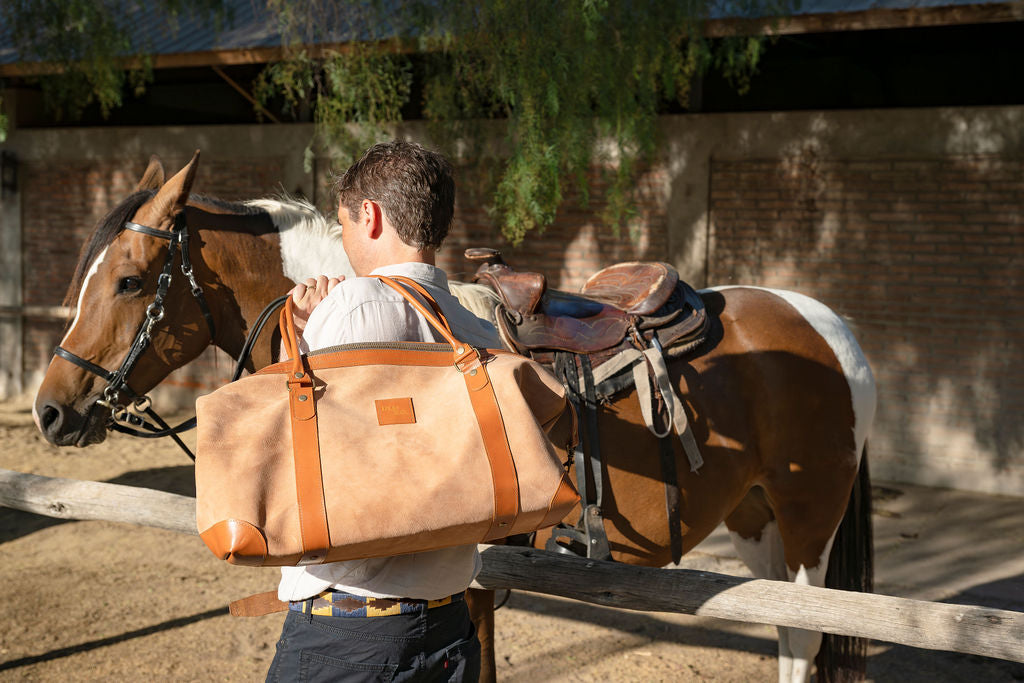 Bolso ULMMO Cuero Camel - forro cóndor azul