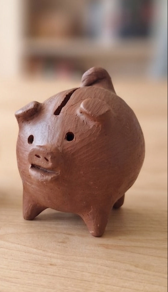 Chancho de greda alcancía café