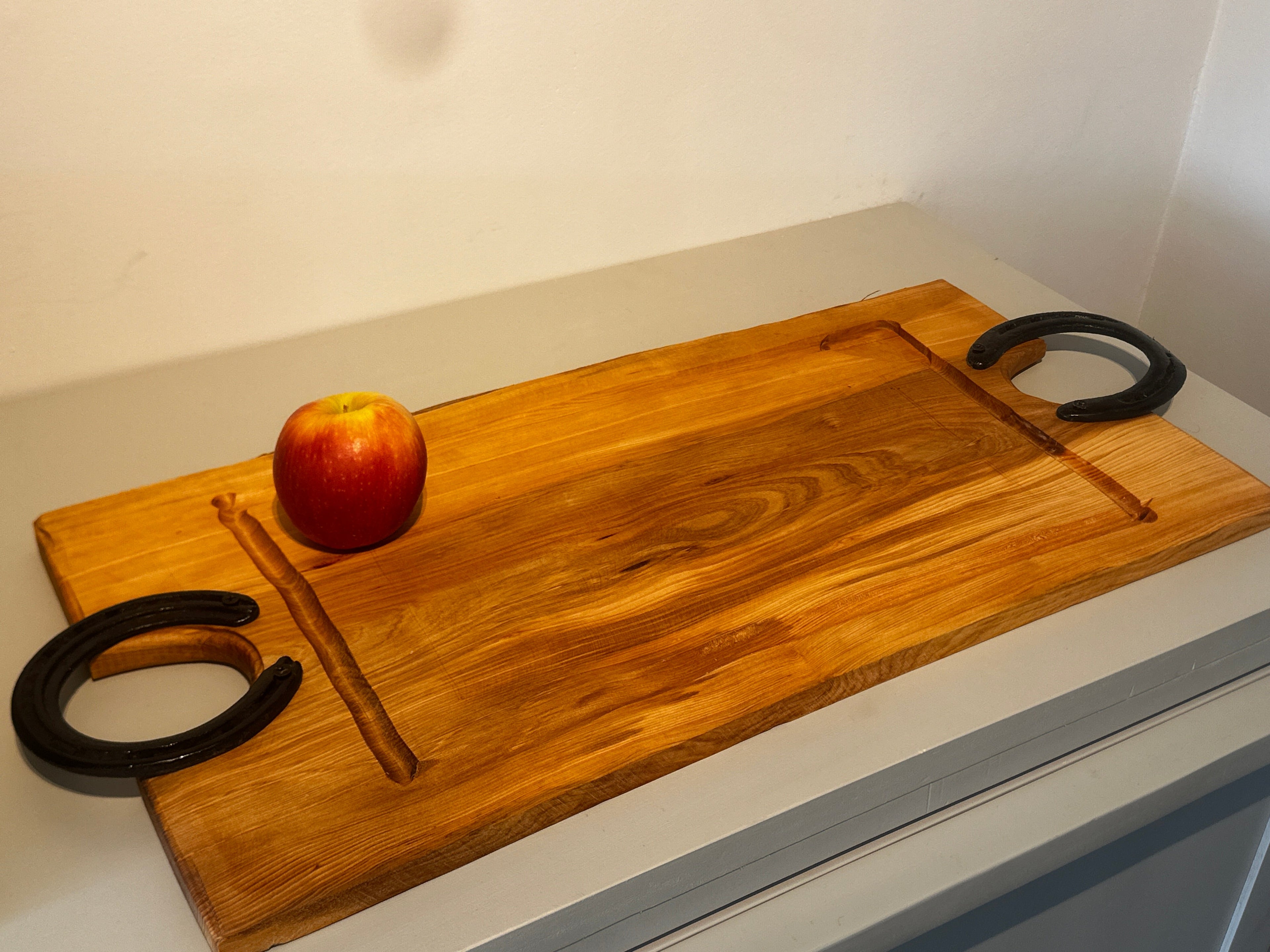 Tabla Herraduras Mañío 25 x 60 cm