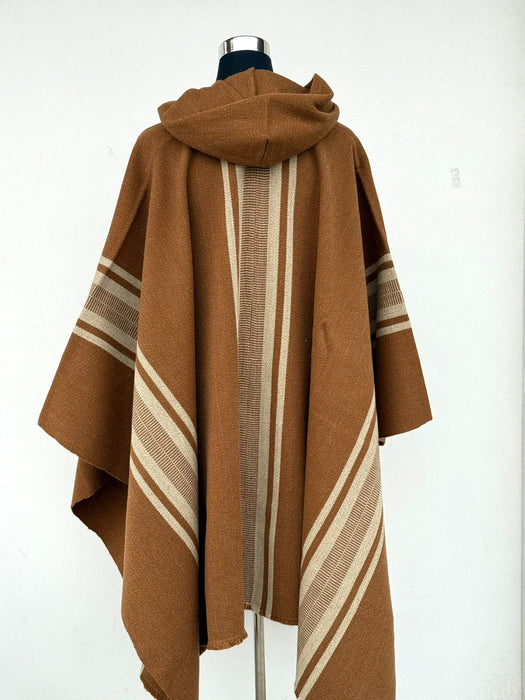 Poncho Peinecillo con Capucha -  Lana y Alpaca  - Camel con Beige