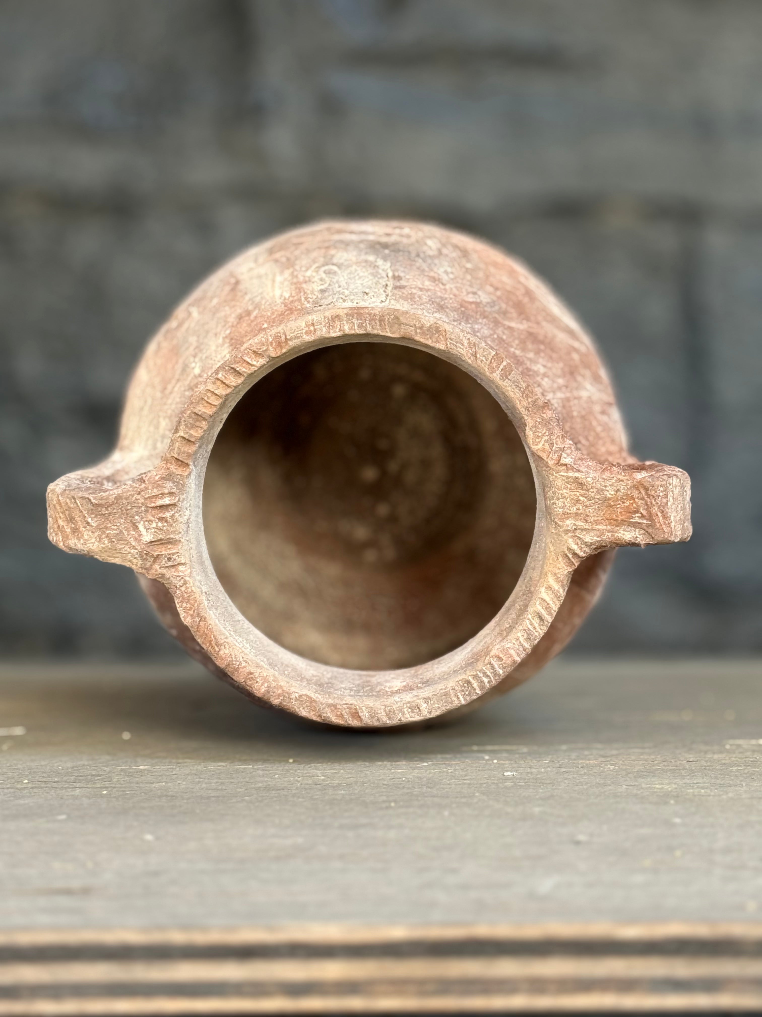 Cacharrito Bajo (Oreja) Línea Alma – Dominique Labarthe
