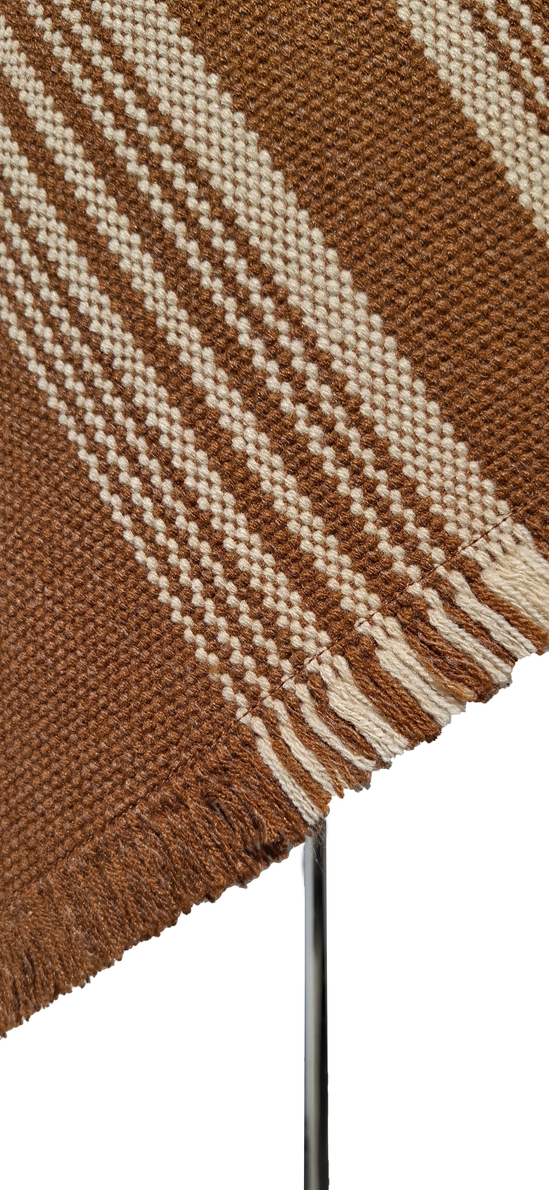 Poncho Tradicional Lana - Camel con Líneas Crudo - Creado en Chile