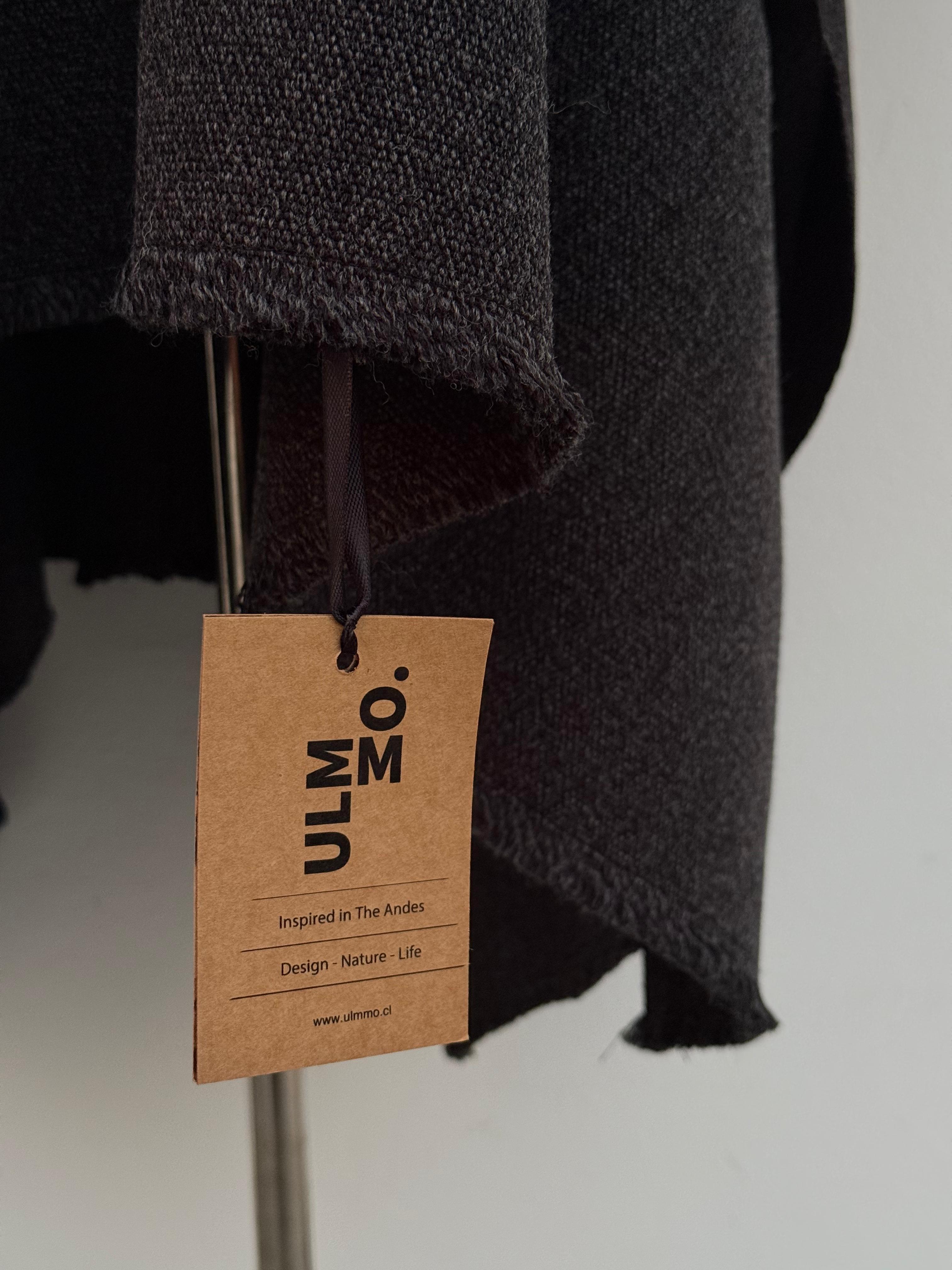 Poncho Tradicional Lana con Capucha - Gris Marengo - Creado en Chile