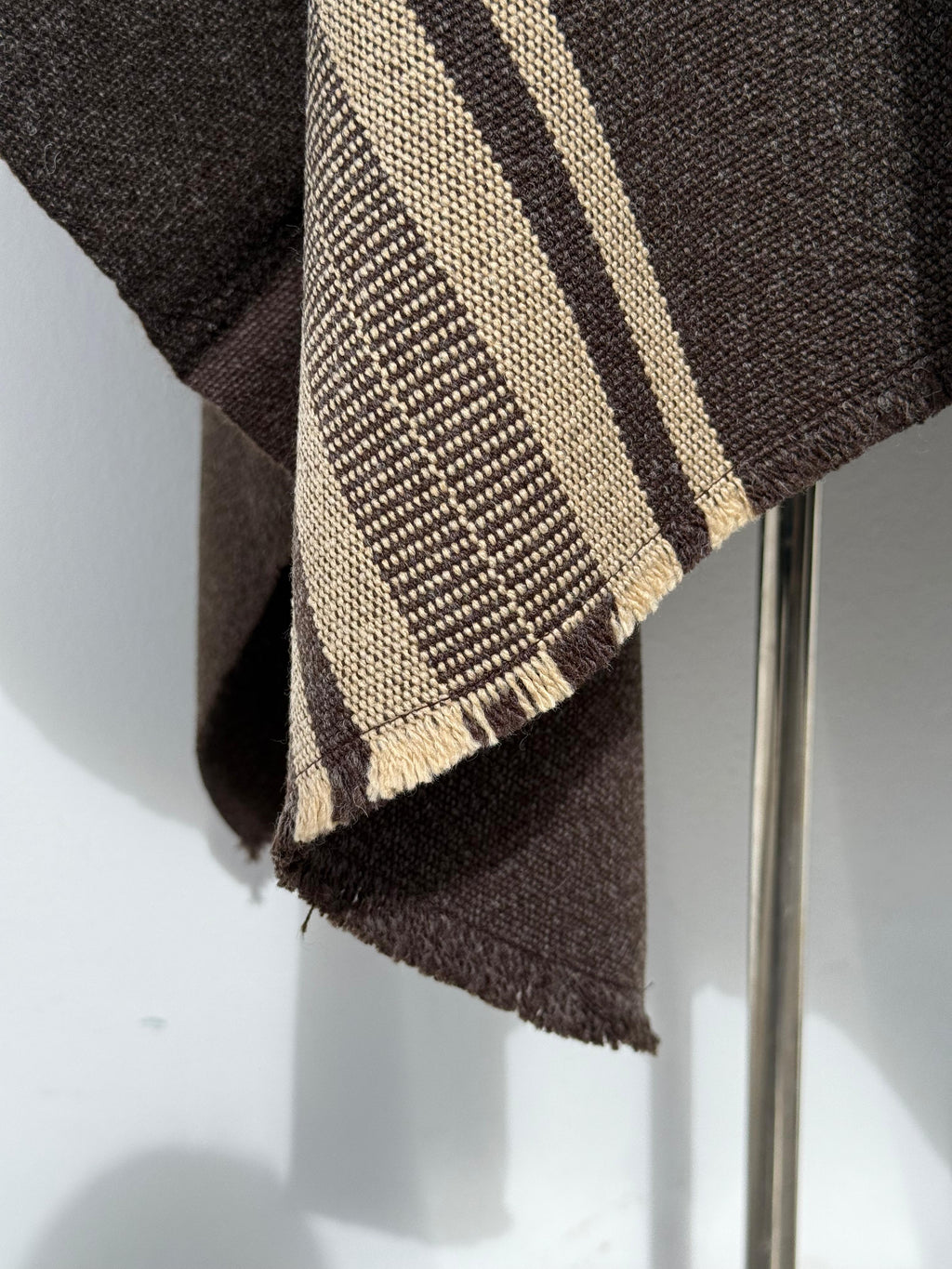 Poncho Peinecillo -  Lana y Alpaca  - Café Moro con Beige - Creado en Chile