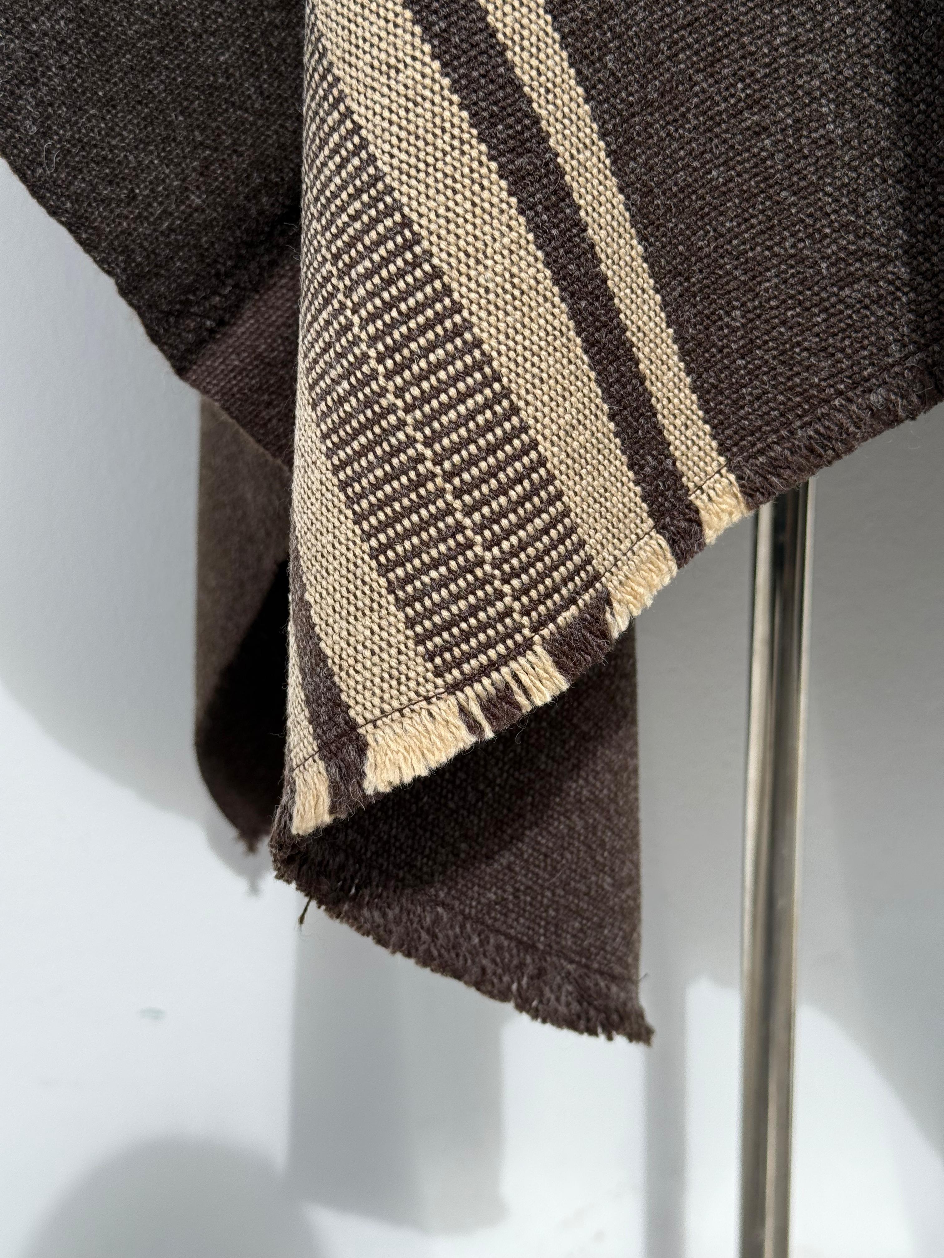 Poncho Peinecillo -  Lana y Alpaca  - Café Moro con Beige - Creado en Chile