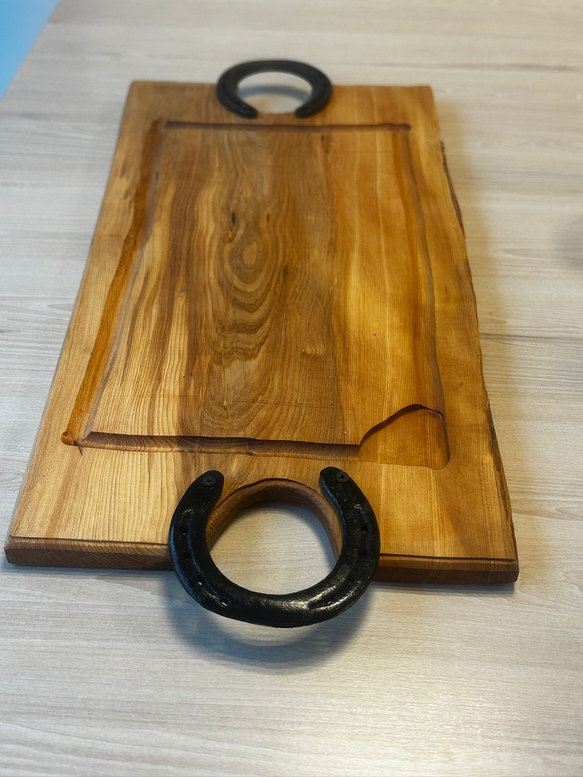 Tabla Herraduras Mañío 25 x 60 cm